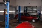 Q-SERVICE Autoservis AUTOSLUŽBY servis Dubnica nad Váhom - Pracovný priestor servisu