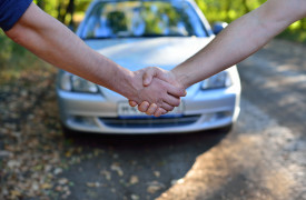 Predaj auta: S kým sa poradiť pred predajom?